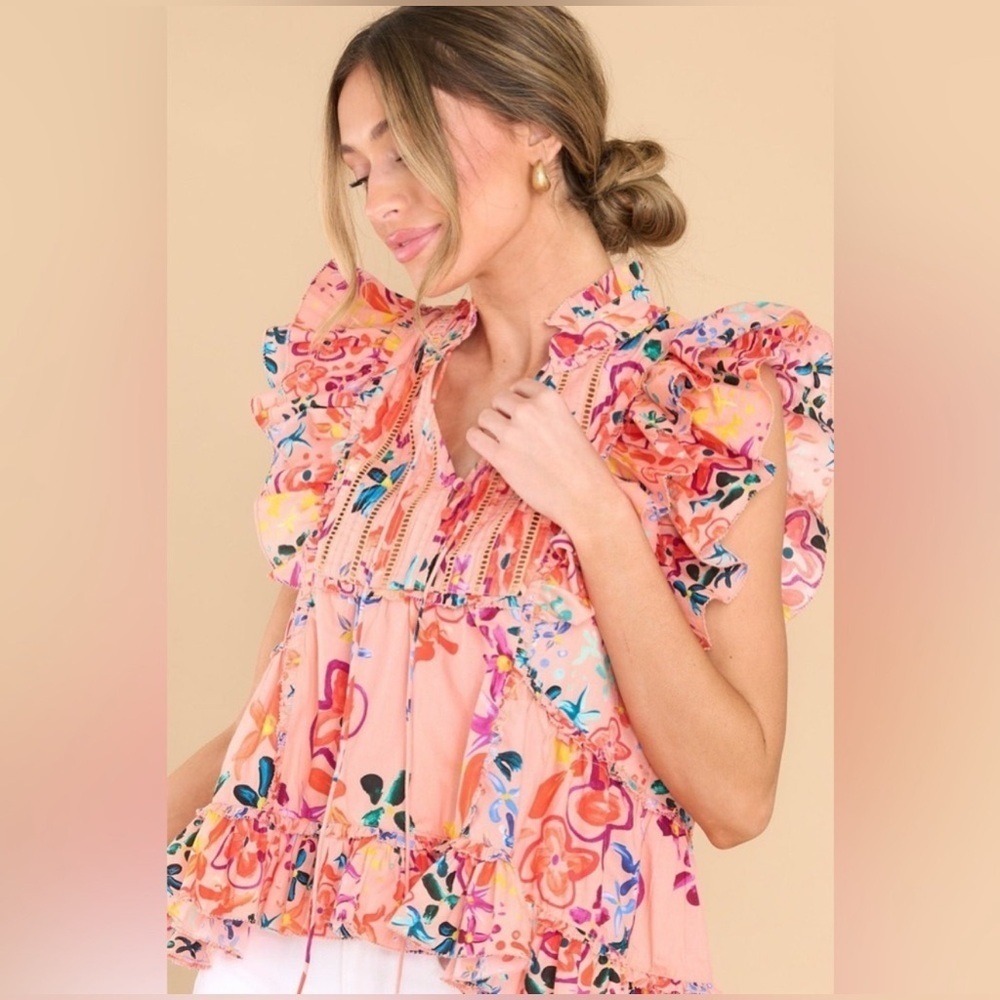 Alivia Tina Rainbow Floral Pink Sand Top Size M - Picture 6 of 16